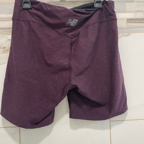 New Balance Women's Athletic Shorts in Deep Purple size medium - Picture 4 of 5